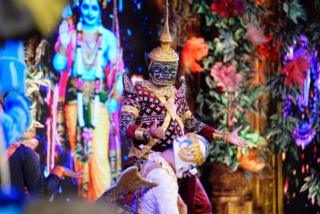 कम्बोडिया में राम हर दिल में बसते हैं, रामायण को यहां नृत्य के रूप में दर्शाया जाता है