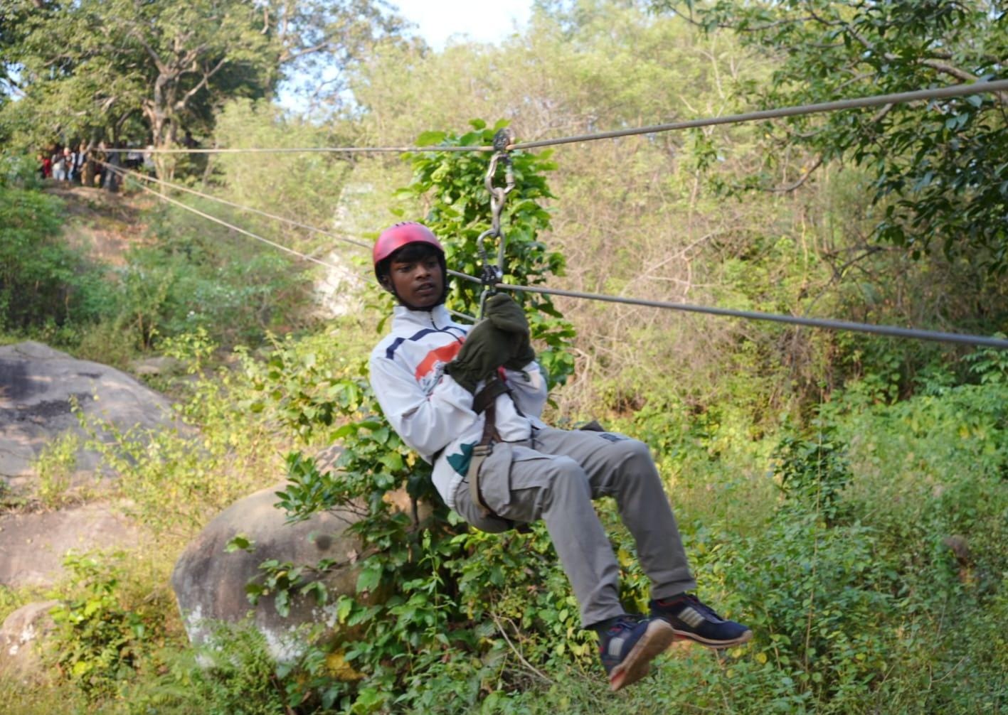 जशपुर जम्बुरी में पर्यटकों ने लिया ग्रामीण संस्कृति, रोमांच और आतिथ्य का अनूठा अनुभव