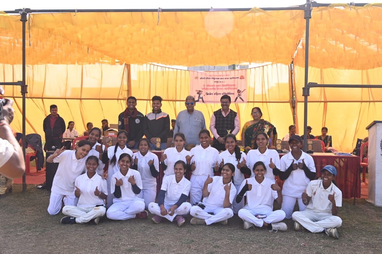 अन्तरमहविद्यालय क्रिकेट प्रतियोगिता डागा कालेज में प्रारम्भ