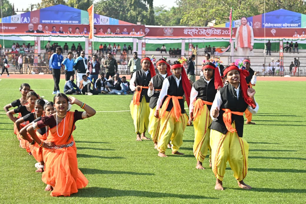 आपका मुख्यमंत्री आपके समाज के बीच का है, आपका भाई है....आप आगे बढ़ें, सरकार हर कदम पर आपके साथ खड़ी है - मुख्यमंत्री साय