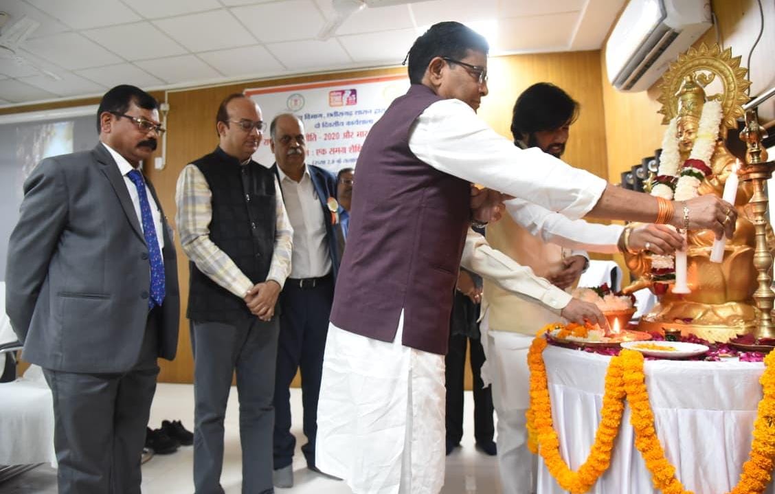 भारतीय ज्ञान परम्परा अतीत नहीं, भविष्य की राह दिखाने वाली - वर्मा