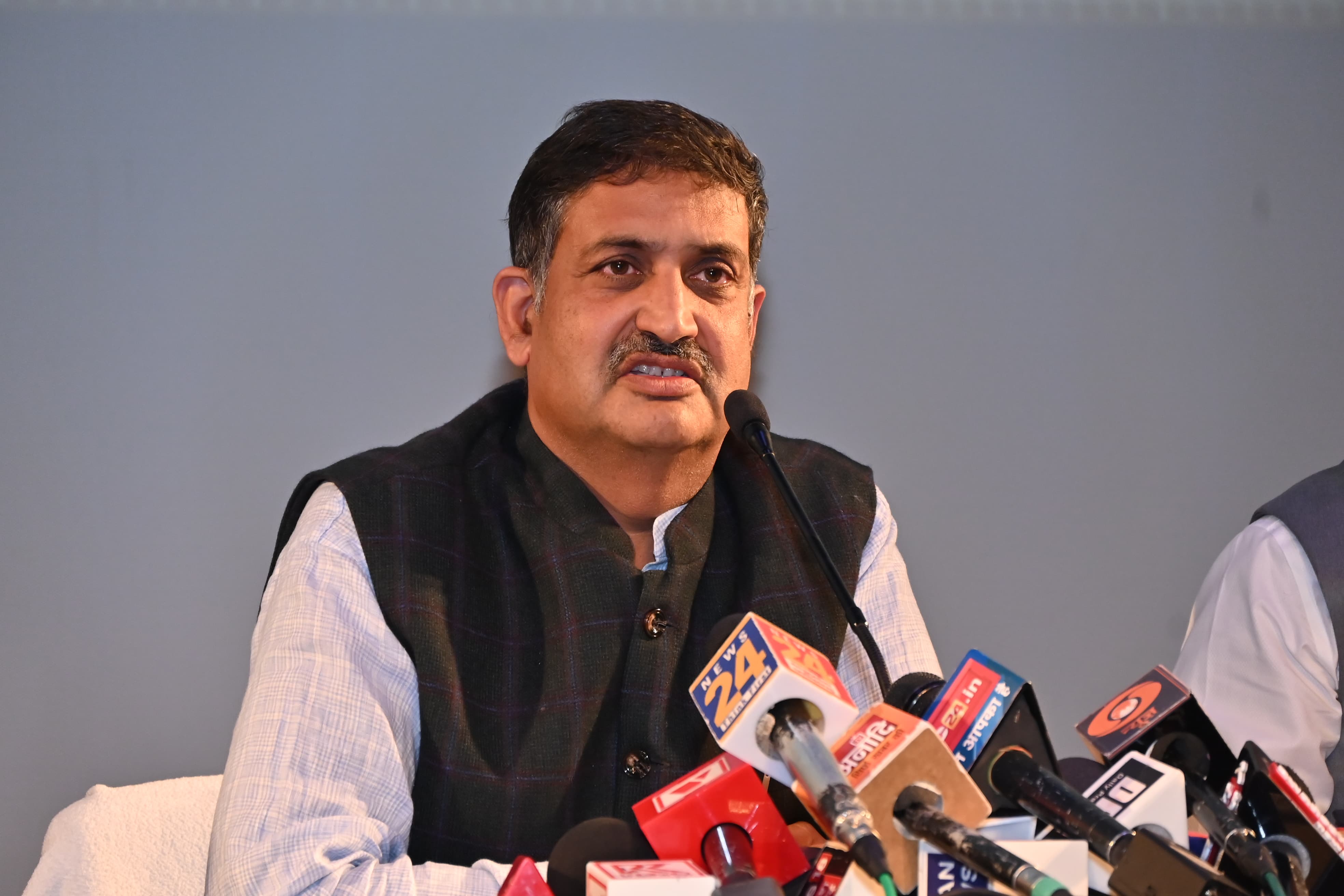 खनिज ब्लॉक की नीलामी व खनन से राज्य शासन की राजस्व में उल्लेखनीय वृद्धि - सचिव दयानंद