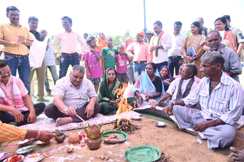 अम्बिकापुर में विकास को नई रफ्तार, मंत्री अग्रवाल ने 7 करोड़ की लागत से बनने वाले 120 मीटर लंबे पुल का किया भूमि पूजन