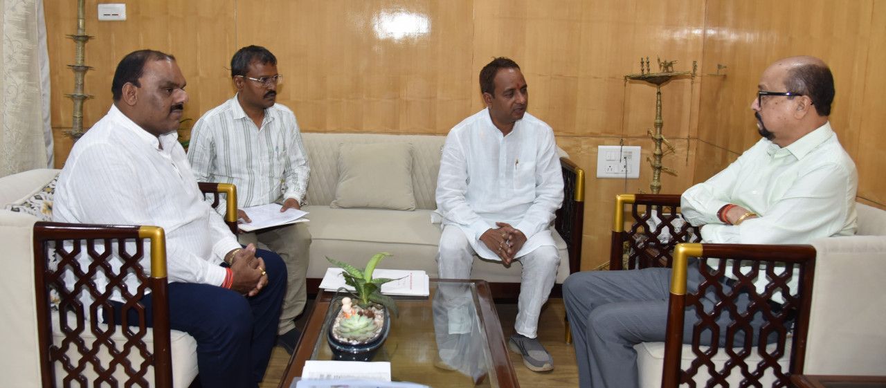 विश्व रेडक्रॉस दिवस पर राज्य भर में होंगे विशेष कार्यक्रम, राज्यपाल डेका ने दिए निर्देश