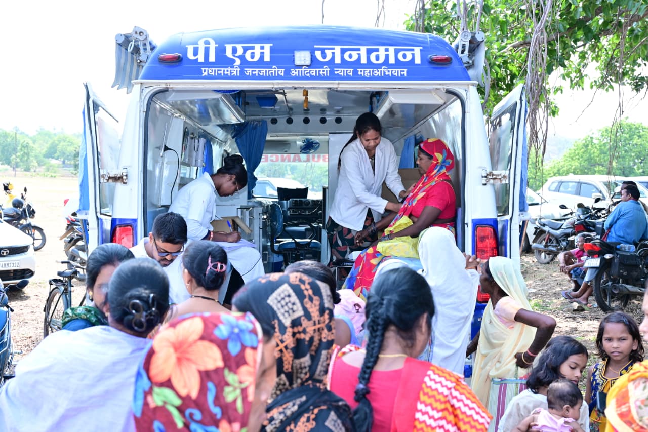 खूंटीटोली शिविर में 102 आवेदनों का मौके पर निराकरण