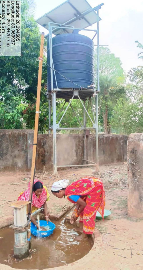 सोलर पंप की खराबी तत्काल दूर कर बहाल की गई जलापूर्ति