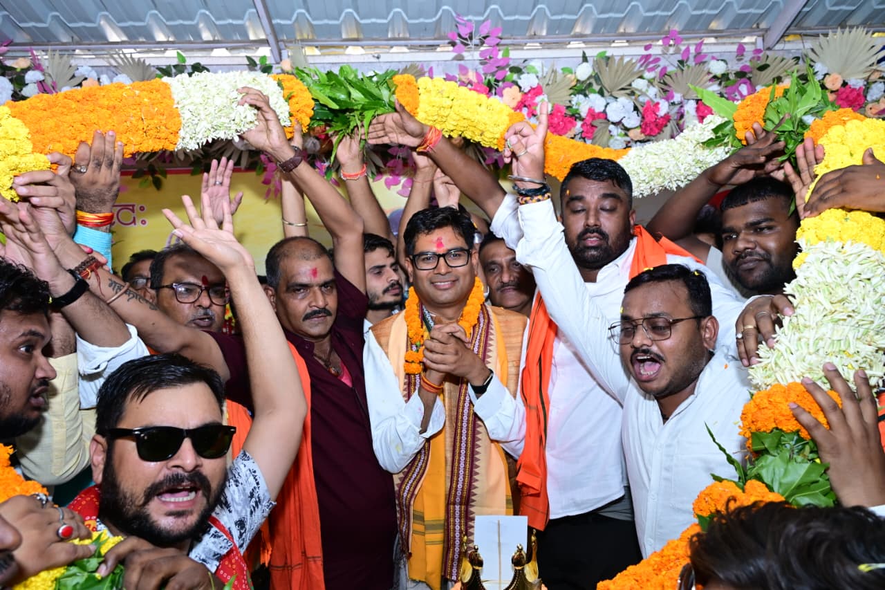 जन्मदिवस पर रायगढ़वासियों के स्नेह से अभिभूत हुए वित्त मंत्री ओपी चौधरी, विभिन्न कार्यक्रमों में हुए शामिल