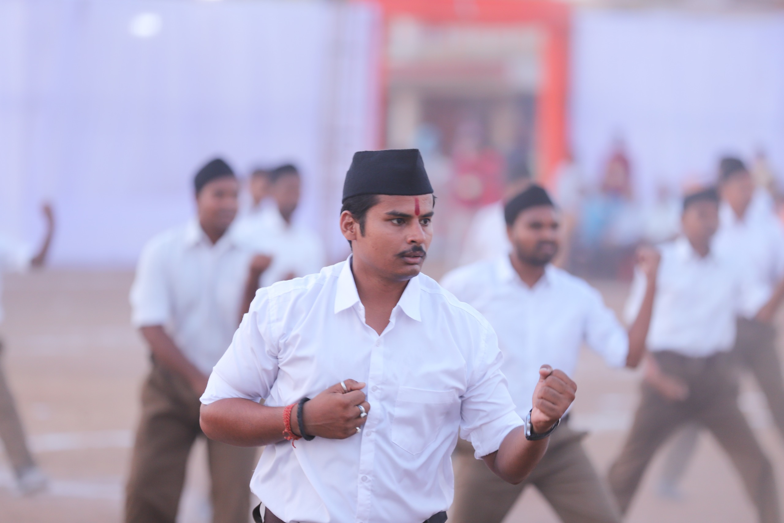 हम सभी समाज संगठन में अपनी भूमिका निभाएं : नारायण नामदेव 