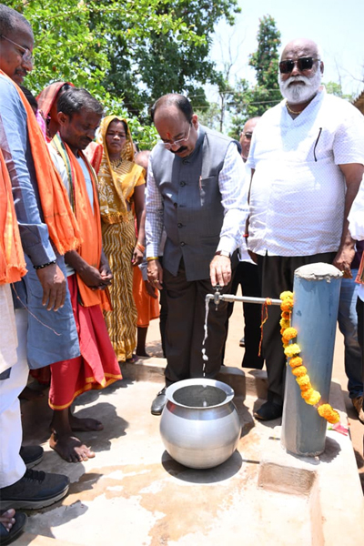 साव का बस्तर में कार्यों के निरीक्षण का तीसरा दिन, जावंगा कॉलेज भवन, जल जीवन मिशन और स्वच्छता दीदियों के कार्यों को देखा