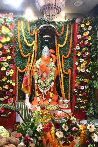 रुणिचा के बाबा रामसापीर की मनोहारी छवि के दर्शन से भक्त हुए धन्य