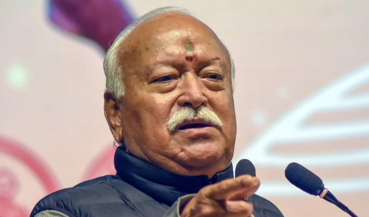 फिरोजाबाद में शताब्दी एक्सप्रेस पर पथराव, ट्रेन में सफर कर रहे थे आरएसएस प्रमुख मोहन भागवत