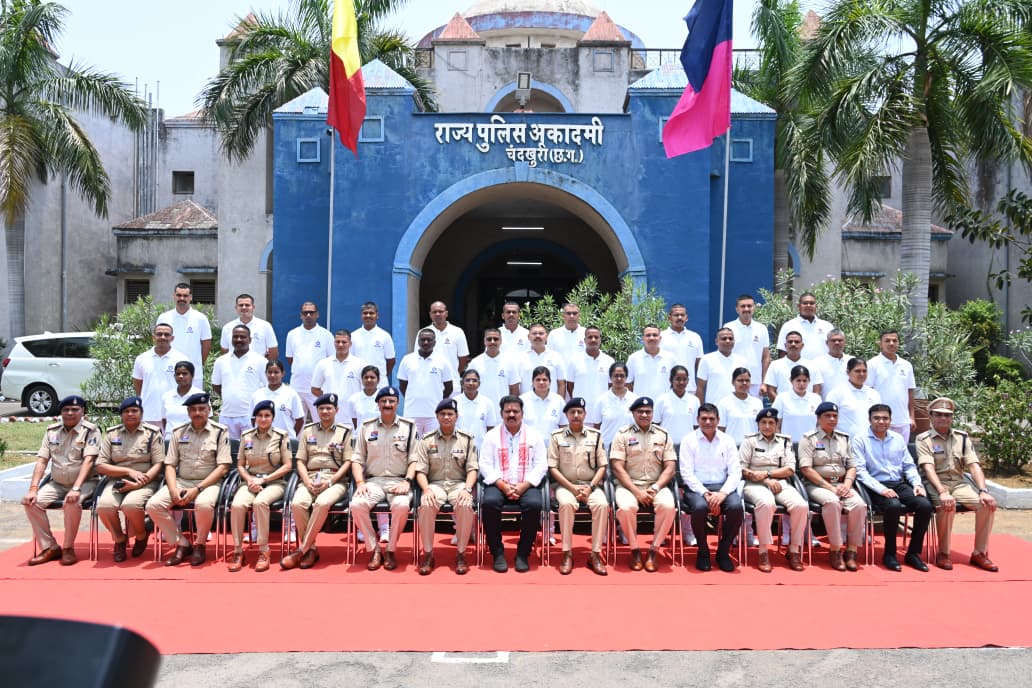 उप मुख्यमंत्री शर्मा 33 प्रशिक्षु उप पुलिस अधीक्षकों के बुनियादी प्रशिक्षण सत्र शुभारंभ में हुए शामिल