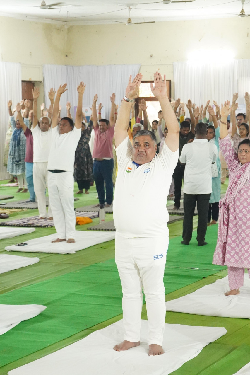 करें योग रहें निरोग - पर्यटन एवं संस्कृति मंत्री  राजेश अग्रवाल