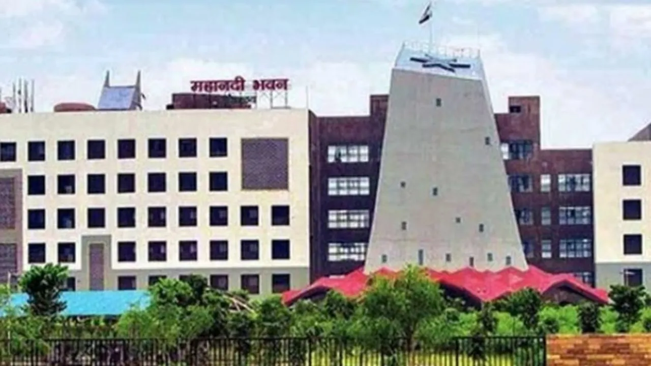 आबकारी में 30 अफसरों का तबादला