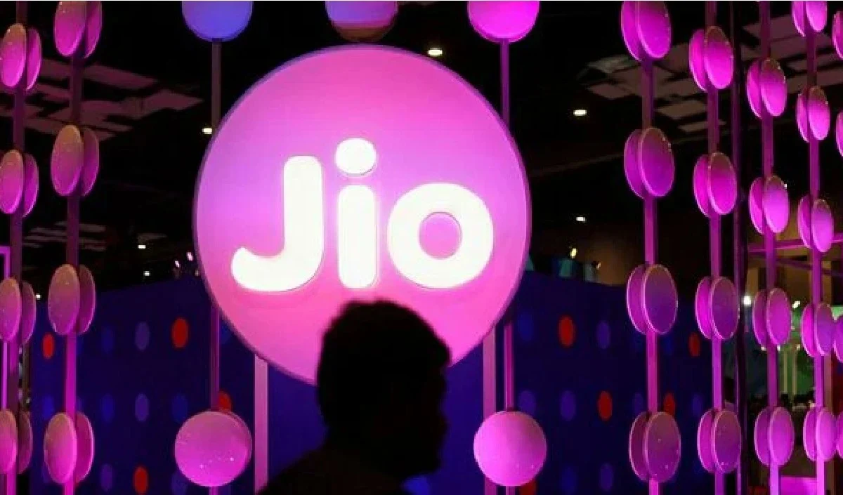 जियो का मेगा आईपीओ रचेगा इतिहास! स्टॉक मार्केट में अब तक का सबसे बड़ा पब्लिक इश्यू  