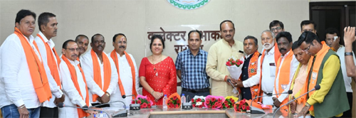 रायपुर नगर निगम के नव नियुक्त एल्डरमेनों ने ली शपथ