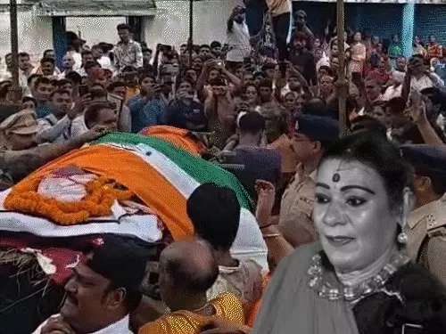 लोककला की अमर स्वर-सरिता को राजकीय सम्मान: पद्म विभूषण तीजन बाई को अश्रुपूरित विदाई