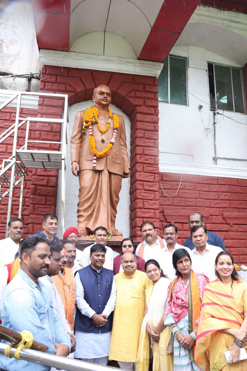 डॉ. श्यामा प्रसाद मुखर्जी की जयंती पर वन मंत्री ने अर्पित की पुष्पांजलि