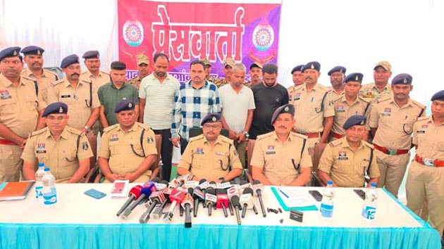 मल्टीपल बैंक लोन के नाम पर 14 करोड़ों की ठगी के 5 आरोपी गिरफ्तार