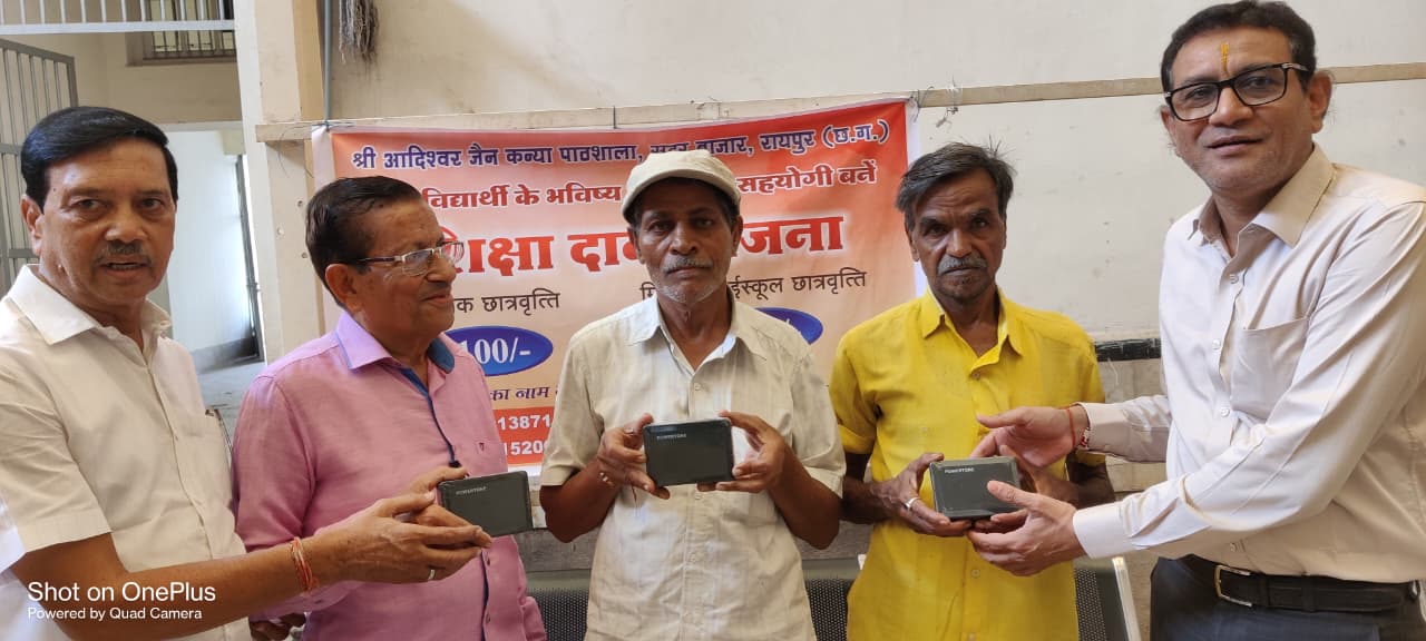 सुनाई देने की दुर्बलता बुढ़ापे को दूभर बना देती है, श्रवण यन्त्र से 4 बच्चों व 9 बुजुर्गों की तकलीफ हुई दूर