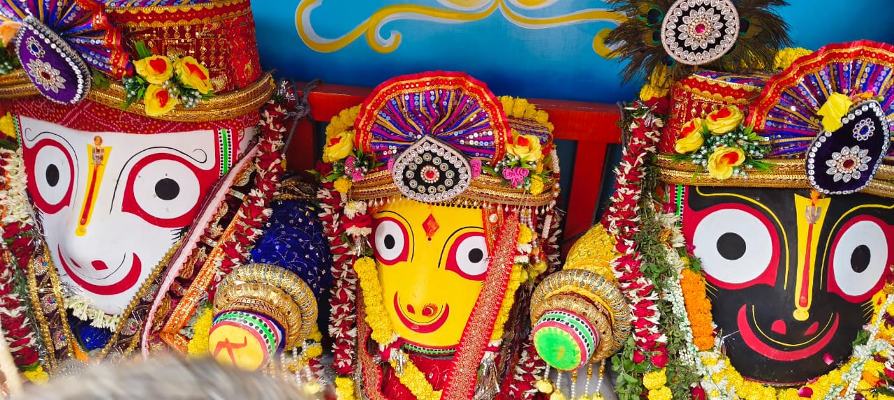 जय जगन्नाथ का उद्घोष के साथ पुरानीबस्ती मंदिर से निकली शहर की सबसे प्राचीनत्तम रथ यात्रा
