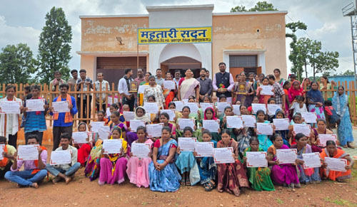 जैशक्राफ्ट के तहत 30 दिवसीय बांस एवं फर्नीचर निर्माण प्रशिक्षण सम्पन्न