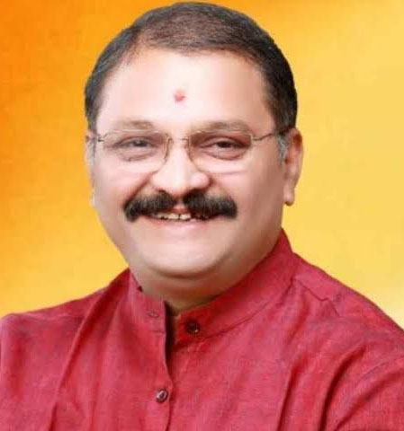 संसद परिसर को नौटंकी का मंच बनाकर कांग्रेस और राहुल गांधी ने तार-तार की संसदीय गरिमा : सांसद पांडेय