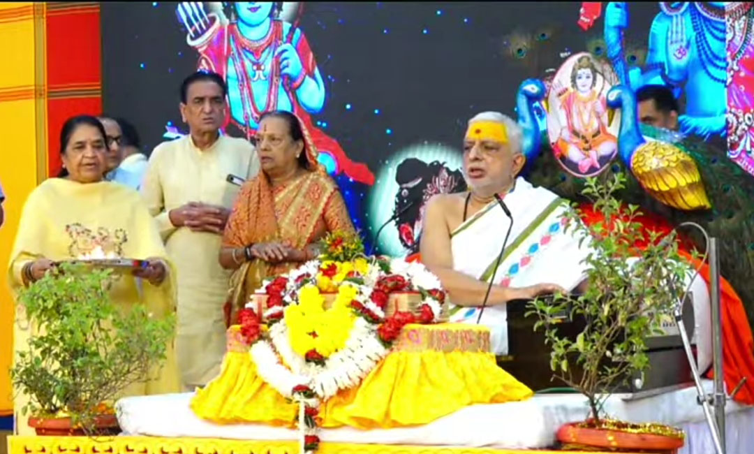 आजकल कथाएं नहीं तमाशा हो गया है - संत श्री शंभूशरण लाटा महराज