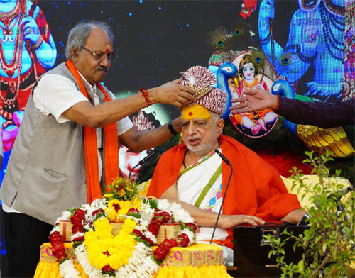 रामकथा सुनने से जन्म-जनमांतर की व्यथा दूर हो जाती है - संत श्री शंभूशरण लाटा महराज