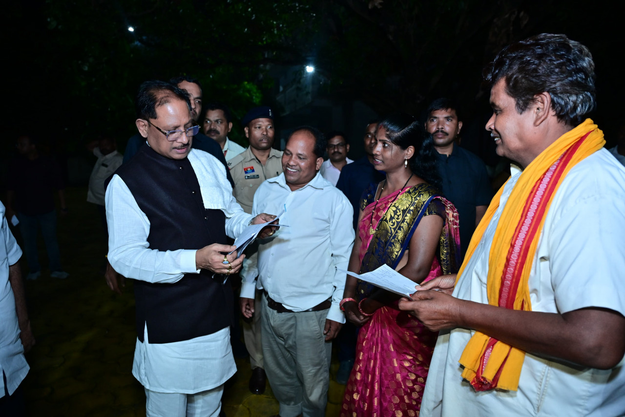 बगिया में मुख्यमंत्री विष्णु देव साय ने सुनी आम लोगों की आवाज, समस्याओं के निराकरण के दिए सख्त निर्देश