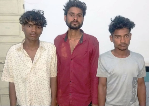 गुरु घासीदास केंद्रीय विवि के असिस्टेंट प्रोफेसर और उनके दोस्त से चाकू की नोक पर लूट, 6 गिफ्तार