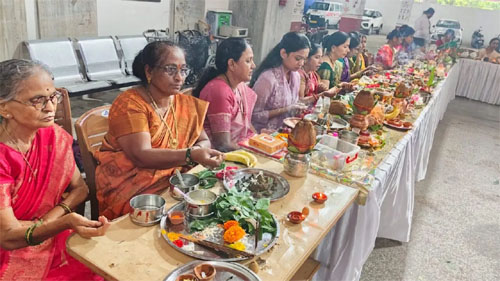 महाराष्ट्र मंडल में हुई पार्थिव शिवलिंग की पूजा