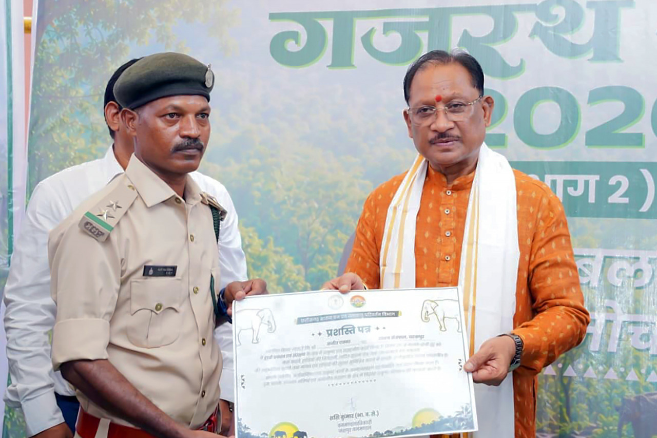 मानव-हाथी सह-अस्तित्व की दिशा में जशपुर की अभिनव पहल गजरथ यात्रा को मिली नई पहचान
