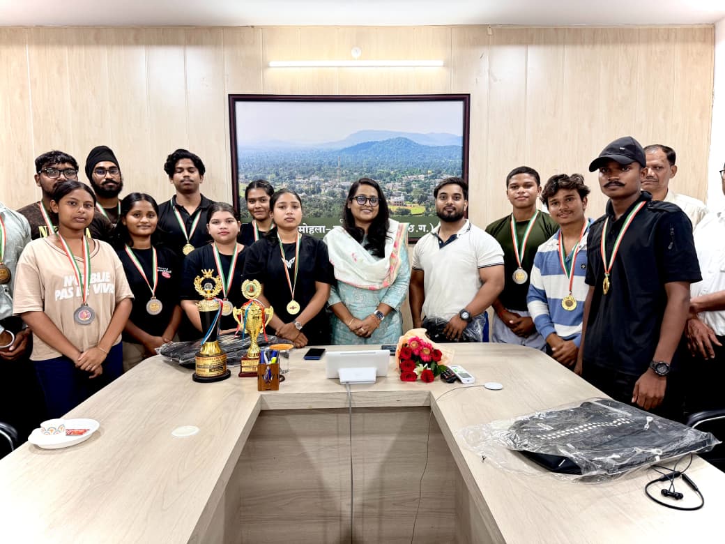 पावरलिफ्टिंग में चमका मोहला-मानपुर-अंबागढ़ चौकी, जीते 16 पदक, 7 स्वर्ण के साथ टीम चैंपियनशिप पर जमाया कब्जा