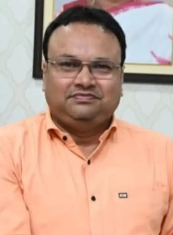 दिग्विजय स्टेडियम में खिलाडिय़ों की सुविधाएं बढ़ाने एवं नियमित खेल प्रशिक्षण शिविर आयोजित हो : शर्मा