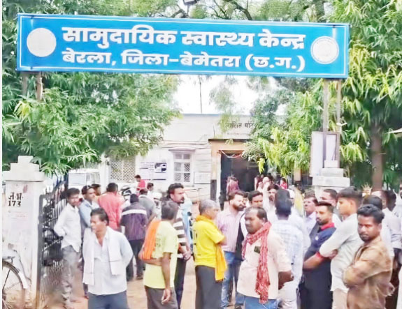 लोनिया पेपर मिल हादसे में मजदूर की हुई मौत, 20 लाख 51 हजार मुआवजा मिलने के बाद परिजनों ने किया अंतिम संस्कार