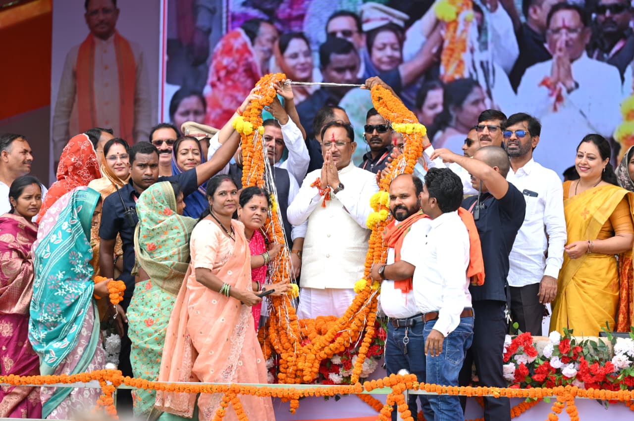 बहनों की आत्मनिर्भरता और चेहरे की मुस्कान ही हमारी सबसे बड़ी खुशी - मुख्यमंत्री विष्णुदेव साय