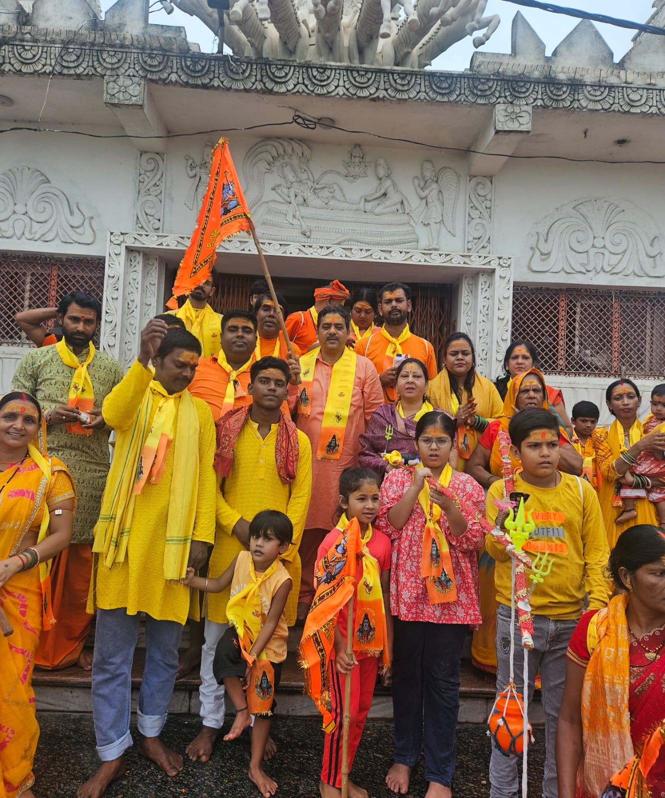 छत्तीसगढ़ प्रदेश शौण्डिक समाज ने निकाली हीरापुर के छठघाट महादेव मंदिर से महादेवघाट तक भव्य कांवड़ यात्रा, किया जलाभिषेक