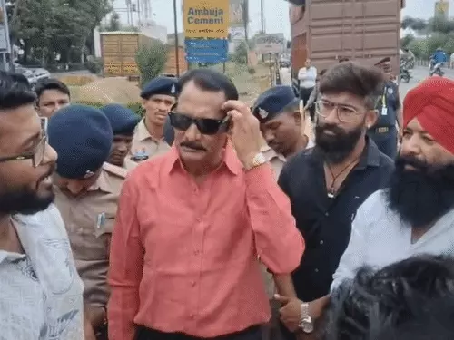 द बीयर कैफे की घटिया हरकत..रक्षाबंधन के दिन भाई बहनों के लिए शराब का ऑफर 
