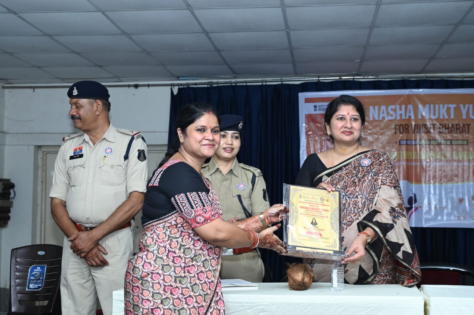 युवाओं को नशे जैसी बुराइयों से बचाने हेतु परिवार, शिक्षण संस्थानों और समाज की सामूहिक भूमिका महत्वपूर्ण - डा. वर्णिका