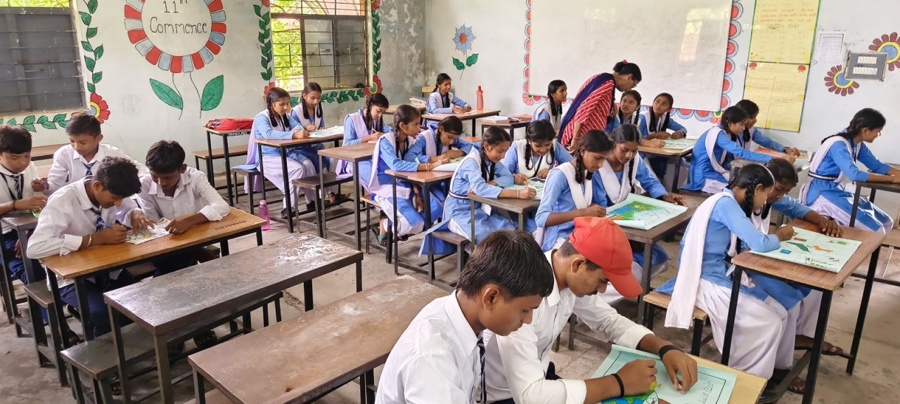 मेरे सपनों का भारत में धमतरी के विद्यार्थियों ने रची विकास और राष्ट्र निर्माण की तस्वीर