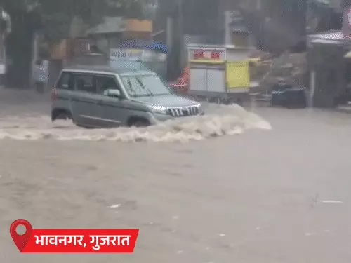 केरलम में लैंडस्लाइड-बाढ़ से 5 मौतें,यूपी में 3 बच्चों की जान गई