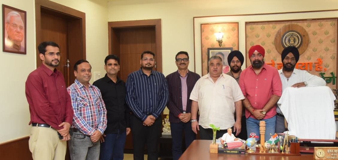 छत्तीसगढ़ ट्रेवल एंड टूरिज्म एसोसिएशन के प्रतिनिधिमंडल ने पर्यटन मंत्री अग्रवाल से की सौजन्य भेंट