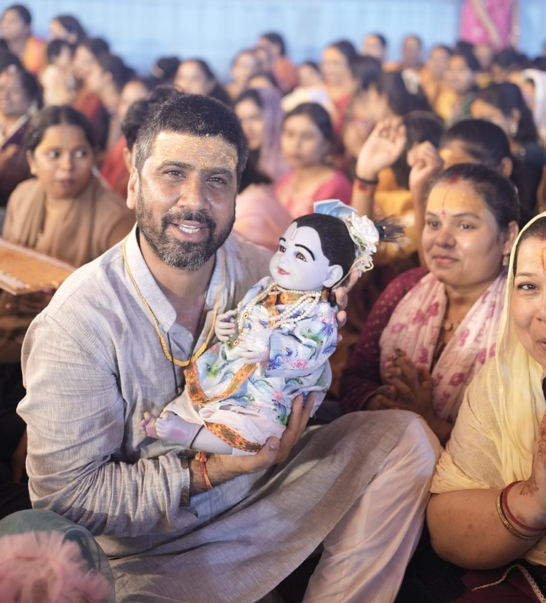 असंतुष्ट व्यक्ति भगवान का भक्त हो ही नहीं सकता- इन्द्रेश महाराज