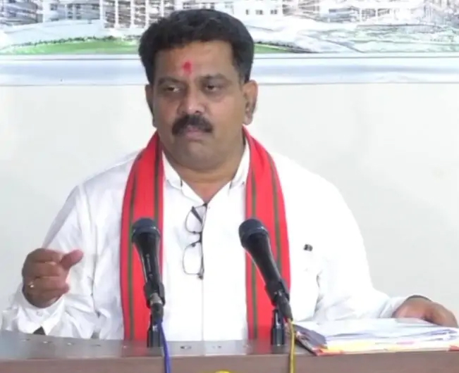 मरकाटोला घाट सड़क हादसे पर उप मुख्यमंत्री शर्मा ने जताया गहरा शोक, घायलों के बेहतर उपचार के दिए निर्देश