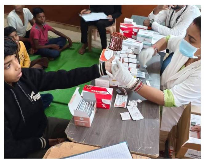 जगदलपुर के चार बालक छात्रावासों में 328 विद्यार्थियों की हुई जांच