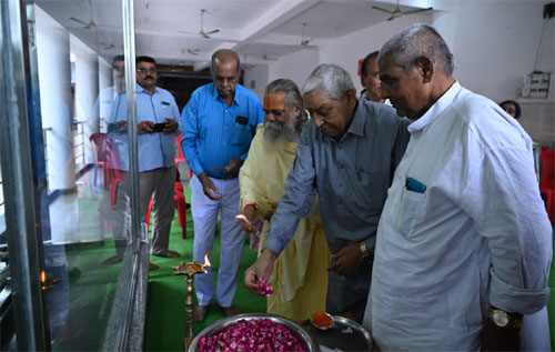 जैतू साव मठ ने स्मरण किया बापू और शास्त्री को