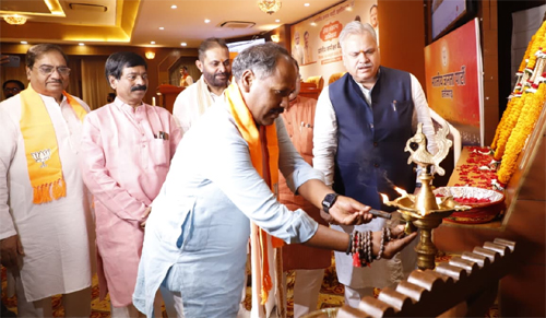 भाजपा सत्ता में आकर समाज में परिवर्तन करती है और सेवा के माध्यम से लोगों तक पहुँचती है - कर्मवीर सिंह