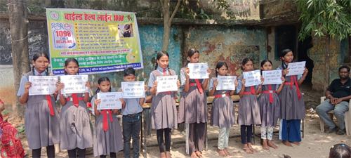 रायगढ़ और दुर्ग के शासकीय विद्यालयों में बाल विवाह, पॉक्सो अधिनियम, साइबर सुरक्षा और हेल्पलाइन की दी गई जानकारी