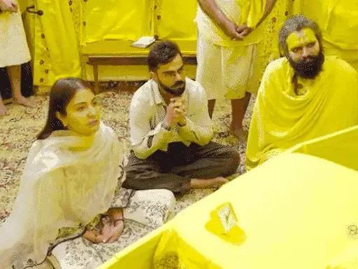 कोहली ने पैसे लेकर आश्रम जाने के आरोप को किया खारिज